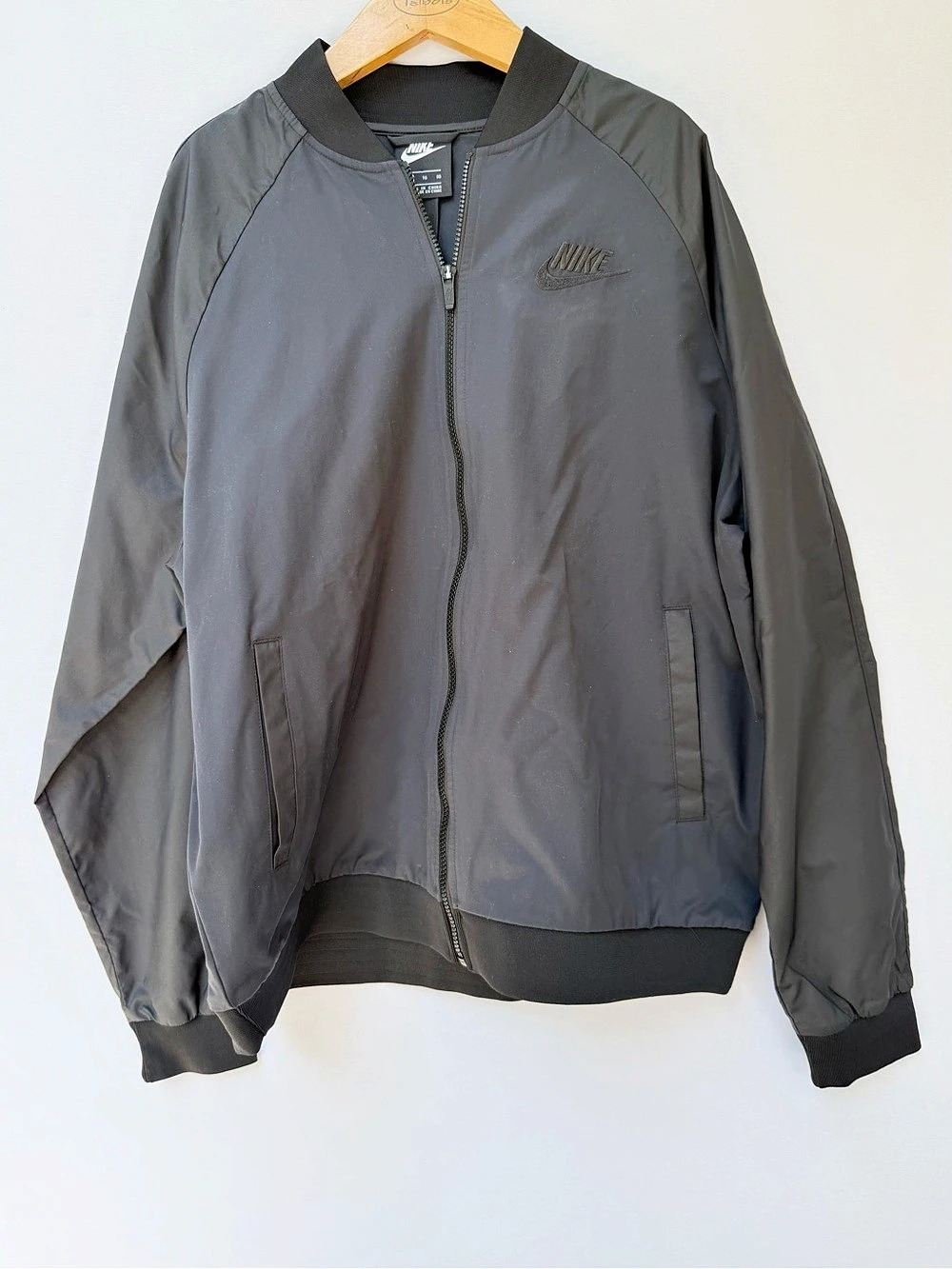 Nike Bomber Jacket Men's XL Black Full Zip Embroidered Logo Pockets NWOT